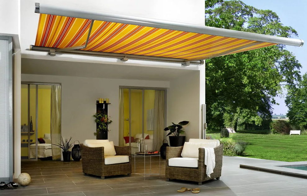 Каменец-Подольский: Замечательные Маркизы-Навесы, Сочетающие Красоту и Практичность